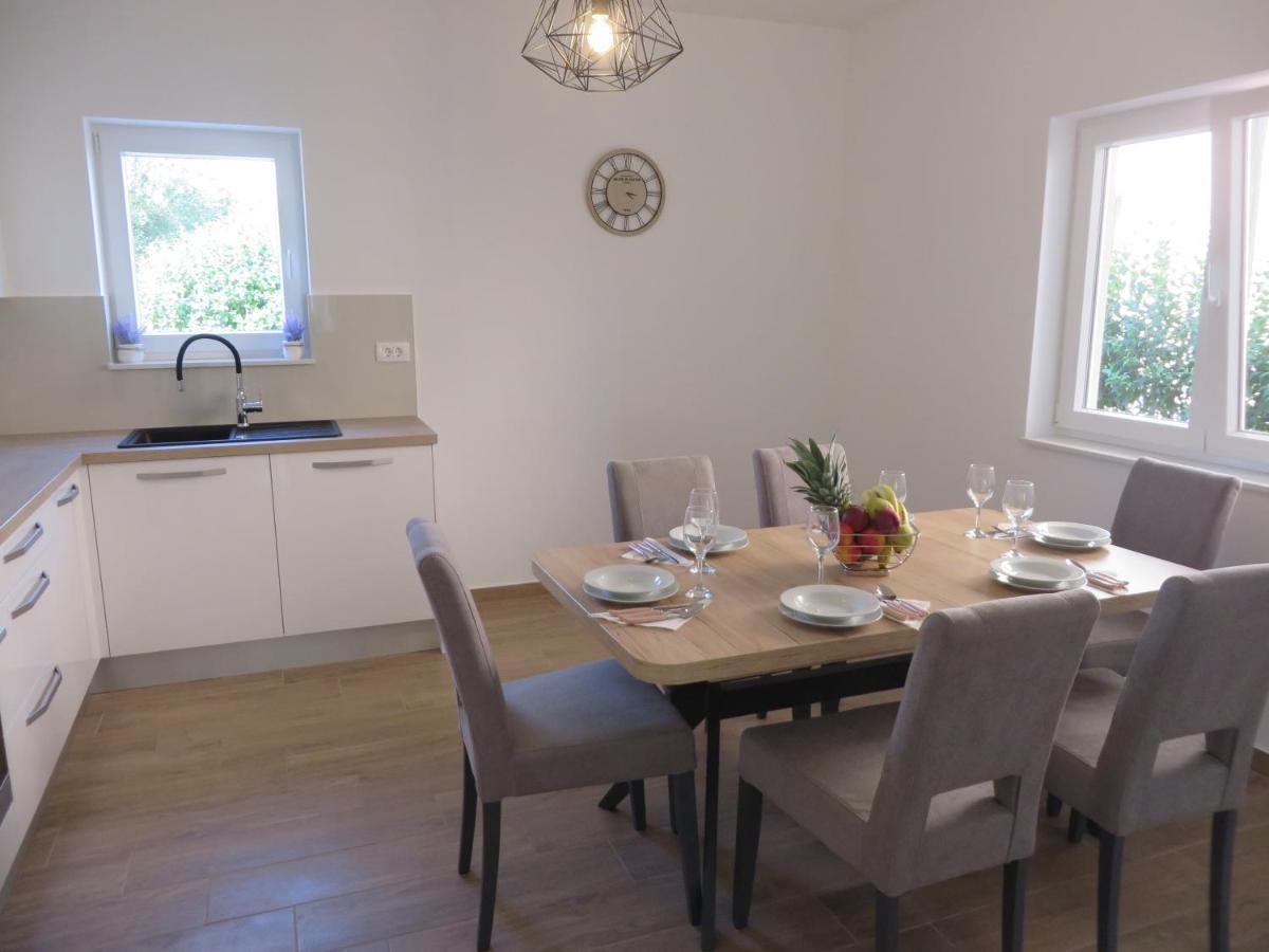 M&L Holliday Home Biograd Na Moru Exterior foto