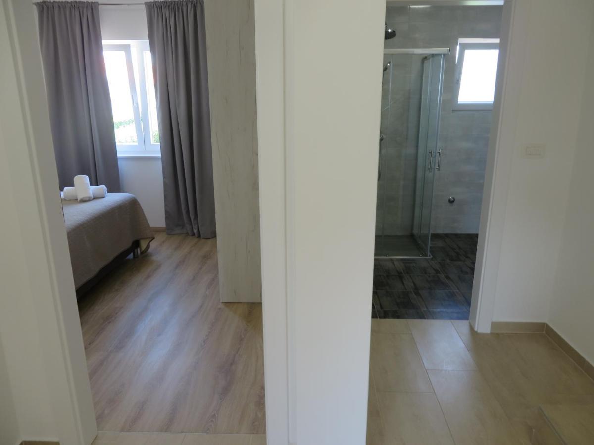 M&L Holliday Home Biograd Na Moru Exterior foto