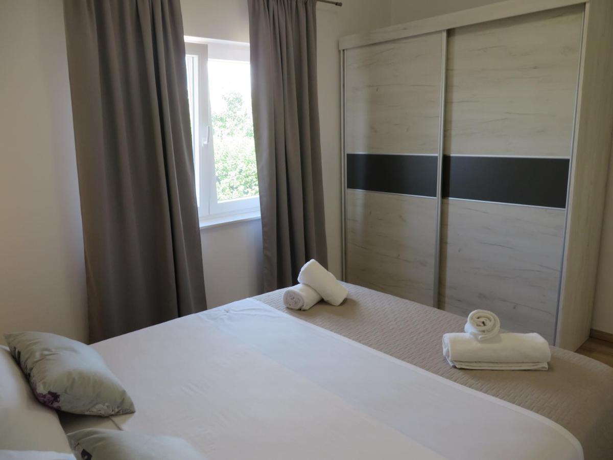 M&L Holliday Home Biograd Na Moru Exterior foto