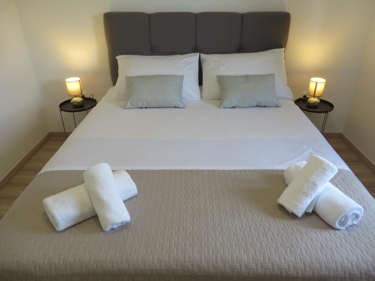 M&L Holliday Home Biograd Na Moru Exterior foto